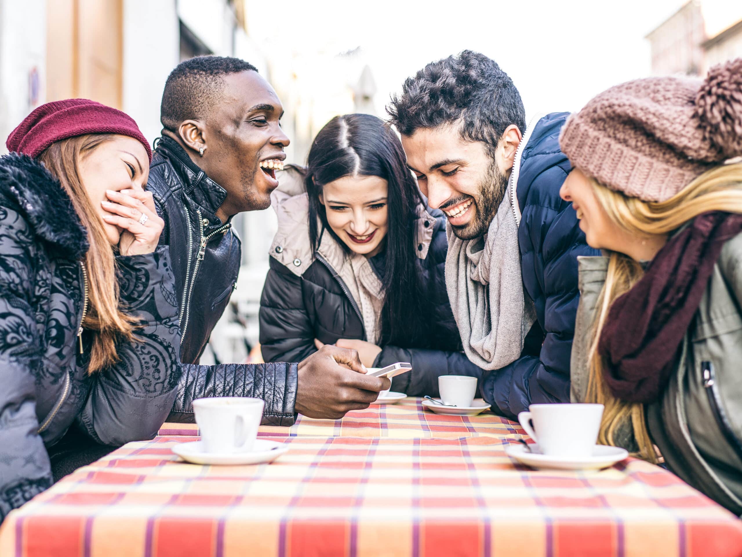 Check out this list of "get to know you" questions for friends and couples! | The Dating Divas