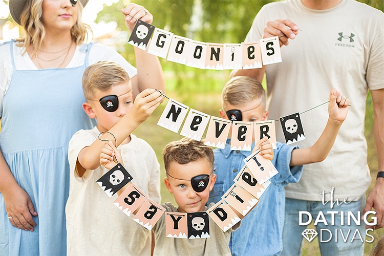 Check out this "The Goonies" streaming party! It is sure to guarantee a swashbuckling good time! | The Dating Divas