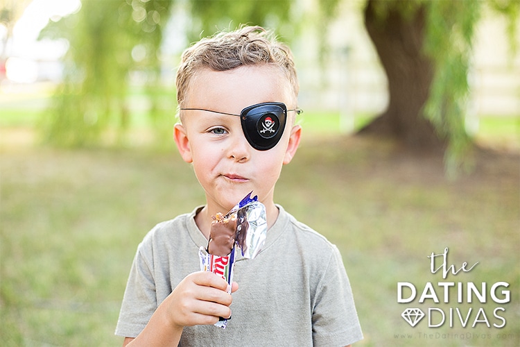 Enjoy this "The Goonies" themed party with your family or friends! | The Dating Divas
