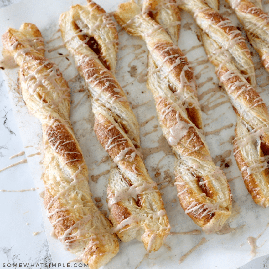 Pumpkin pie twists can make yummy and easy Thanksgiving desserts. | The Dating Divas
