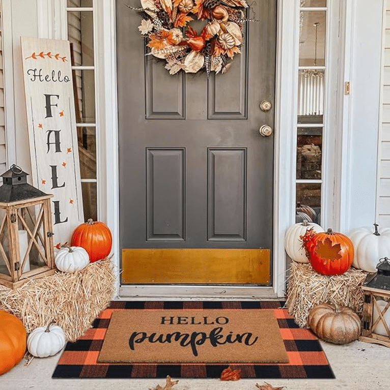 Door mats are a fun way to add some fall decor to your porch! | The Dating Divas