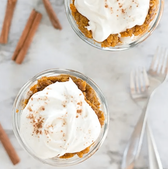 Pumpkin trifles make delicious and easy Thanksgiving desserts. | The Dating Divas